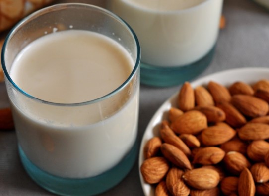 Is Unsweetened Almond Milk Keto Friendly Ketoask Keto Ask Keto Diet Guide Browser Keto Food Search